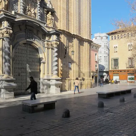 Palacio De Luna Апартаменты