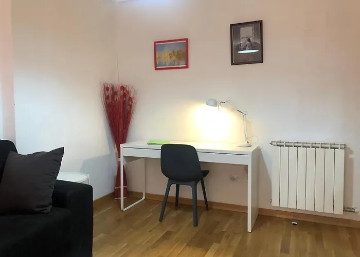 Palacio De Luna Zaragoza