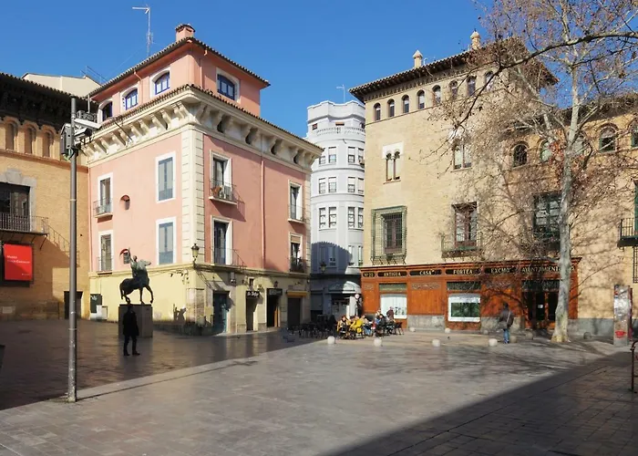 Palacio De Luna Apartman *